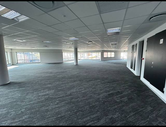 364M² OFFICE TO LET IN SANDTON CENTRAL